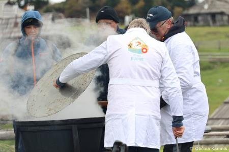 Praznovanje ob vstopu v 95. sezono bajtarstva (12)